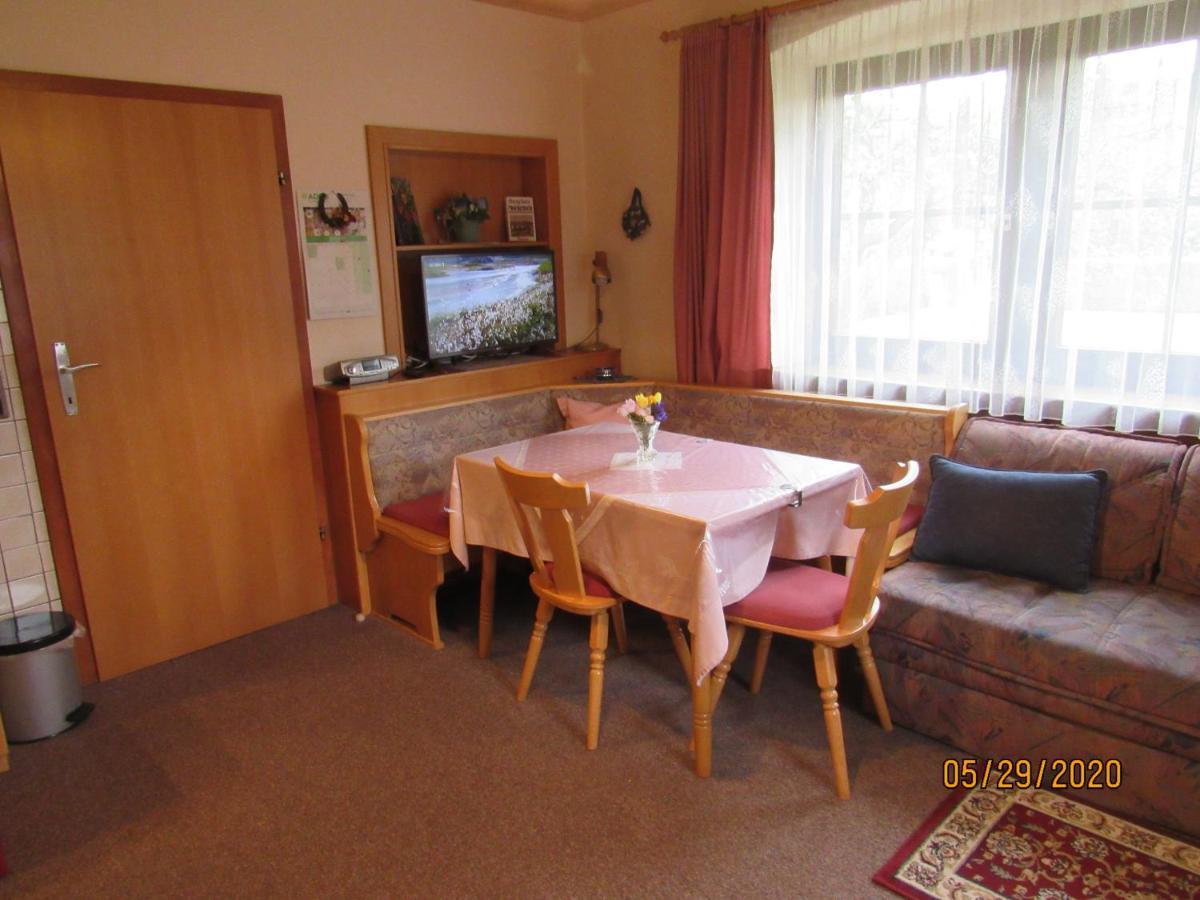 Villa Loecker Mariapfarr Bagian luar foto
