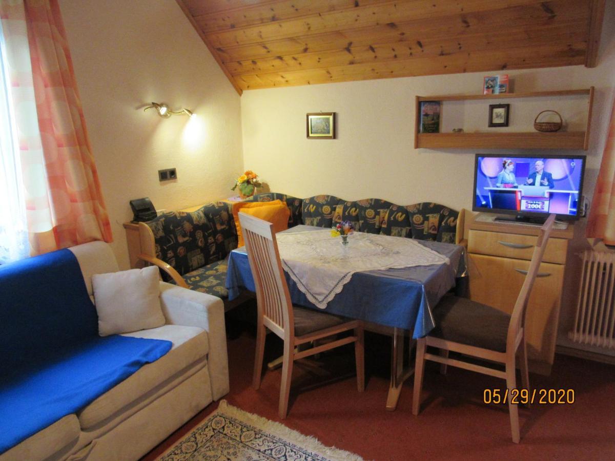 Villa Loecker Mariapfarr Bagian luar foto